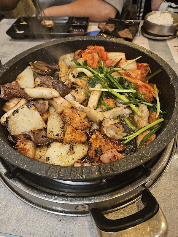 CheongGiwa Town Jongno 4