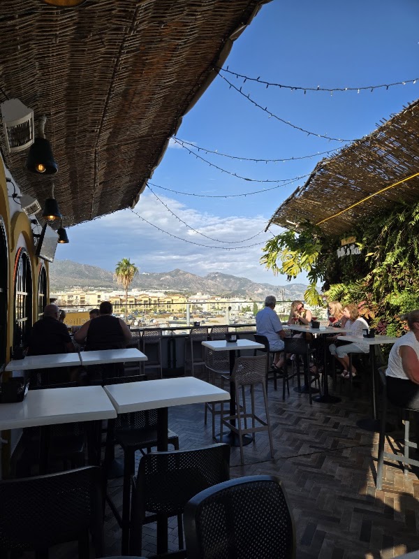 VOLK´S BAR SEVILLANO 4