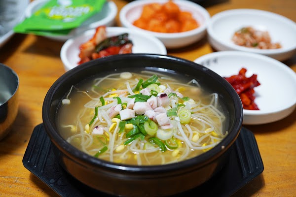 Jeonju Waengi Kongnamul-gukbap 5