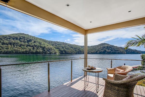 The Deckhouse, Cottage Point