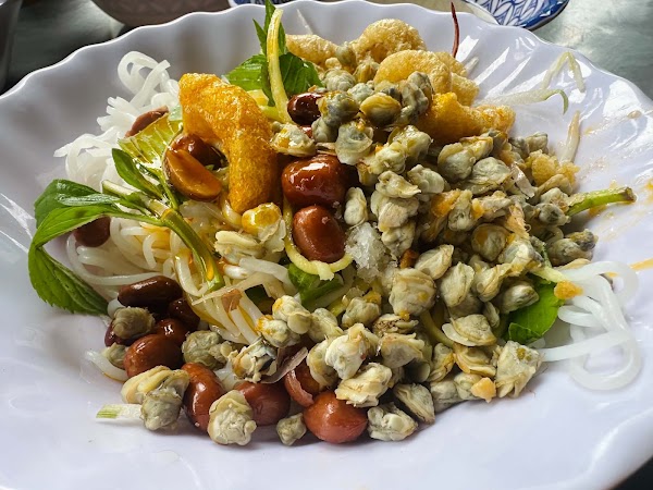Cơm hến Hoa Đông 4