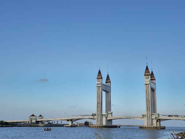 Jambatan Angkat Kuala Terengganu