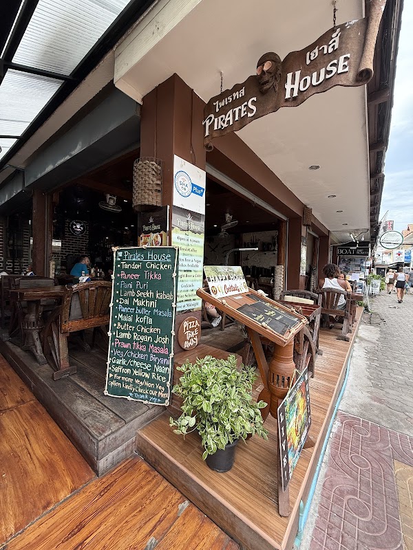 Pirates House Restaurant and Bar - Phi Phi Island