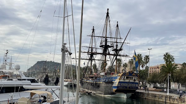 Port vell in Barcelona 3