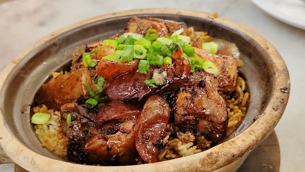 Heun Kee Claypot Chicken Rice • Taman Connaught 2