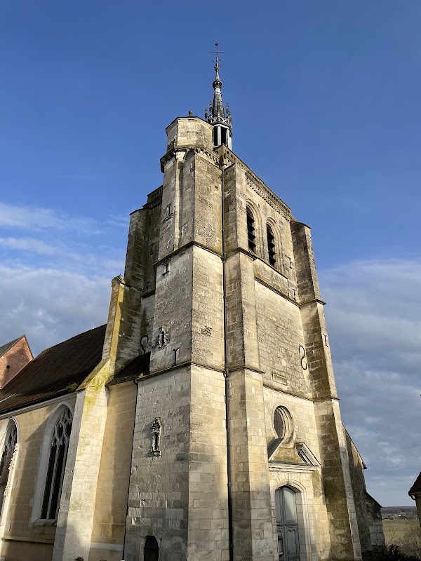 Église Saint-Pierre-ès-Liens d'Ervy-le-Châtel 1