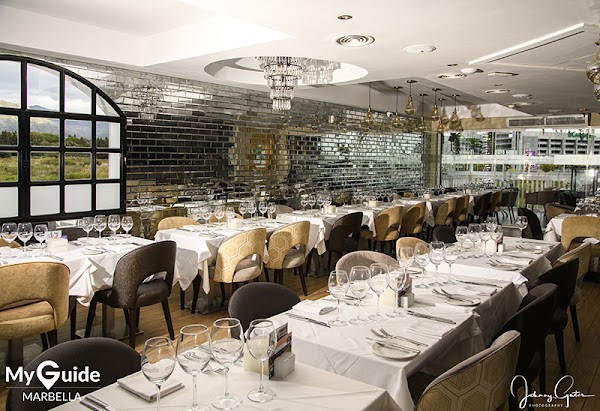La Sala Puerto Banús