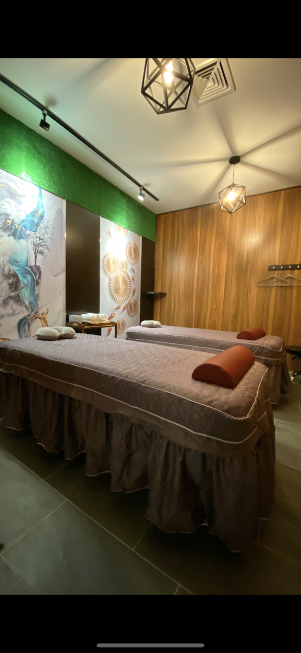 NY Renewing Spa 2 5