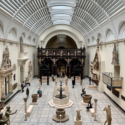 Victoria and Albert Museum 2