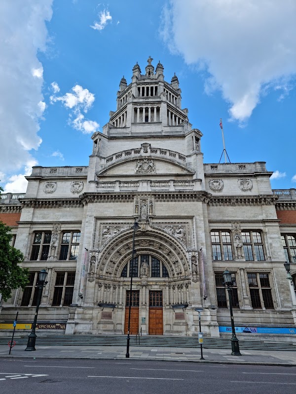 Victoria and Albert Museum 6