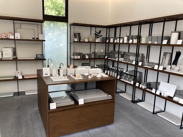 soil flagship shop 3