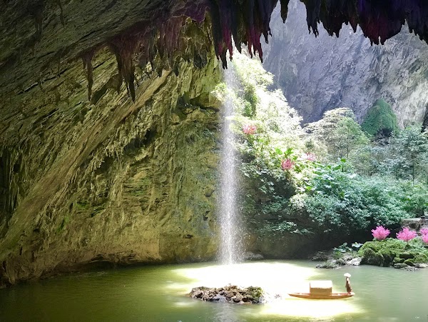 Yingxifenglin Corridor Scenic Area