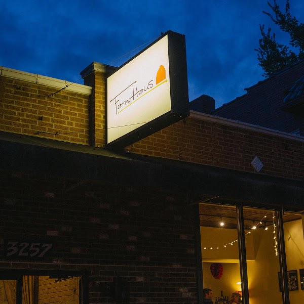 Farmhaus Restaurant 1
