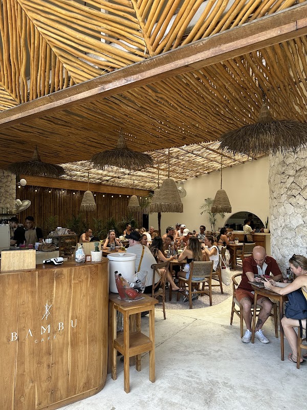 Bambu Cafe & Restaurant 3