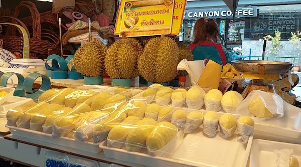 Or Tor Kor Market 2
