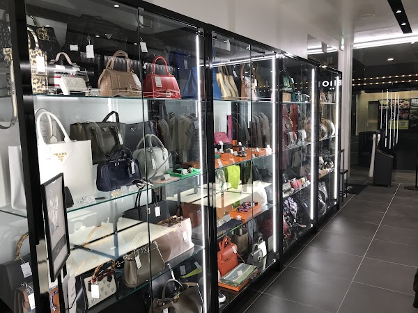 kindal ginza second hand store 4