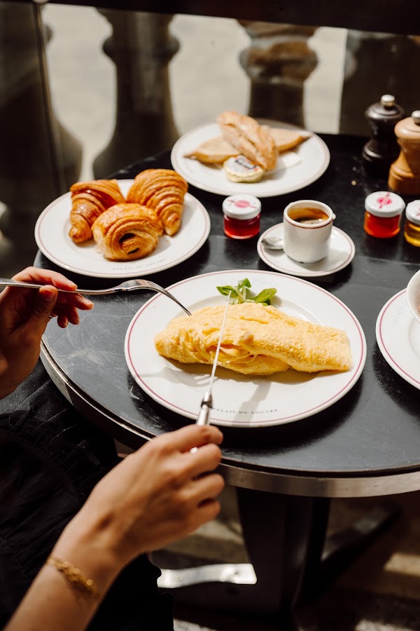 Le Café Marly 5