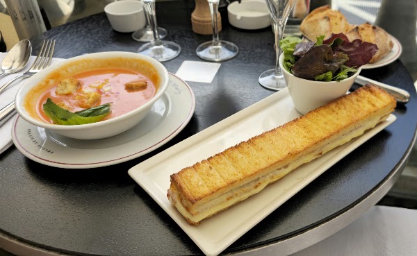 Le Café Marly 4