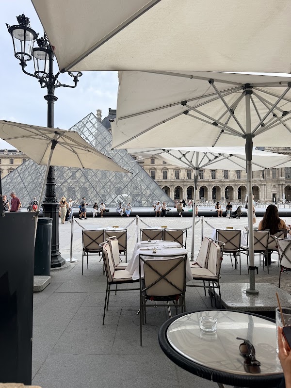 Le Café Marly 2