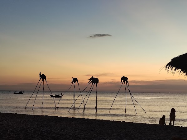 Sunset Sanato Beach Club 3