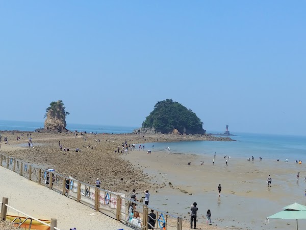 Kkotji Shoreline Park 5