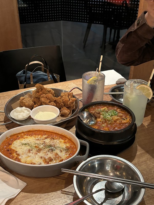 Twelve Restaurant 4