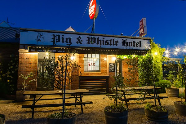 Pig and Whistle Hotel | Trentham VIC