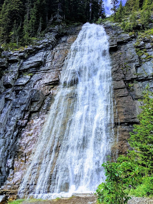 Ribbon Falls 1