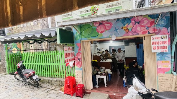 Bún bò Huế cô Thuý
