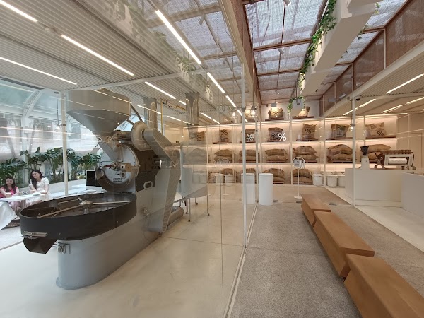 % Arabica Ho Chi Minh City Roastery 3