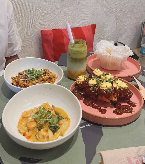 Tokyo Matcha Bar & Cafe 2