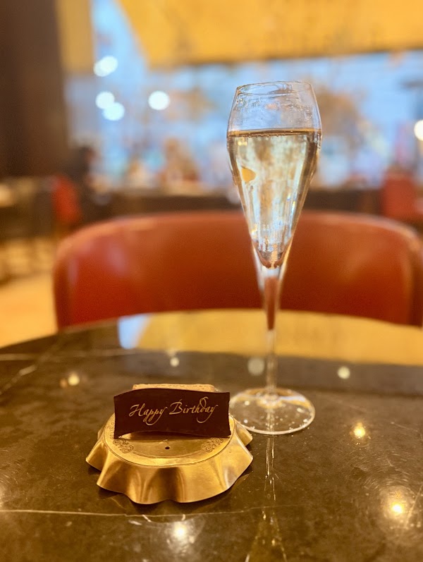 Cakes & Bubbles by Albert Adrià 4
