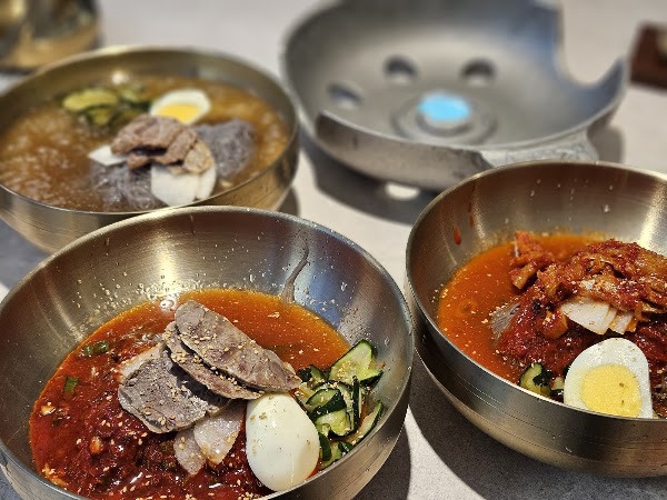 서울시청 명동케이갈비 을지로입구역 본점 Seoul City Hall Myeongdong K-Galbi, Euljiro 1-ga Station Main Branch 首尔市厅 明洞K排骨 乙支路入口站 总店 3