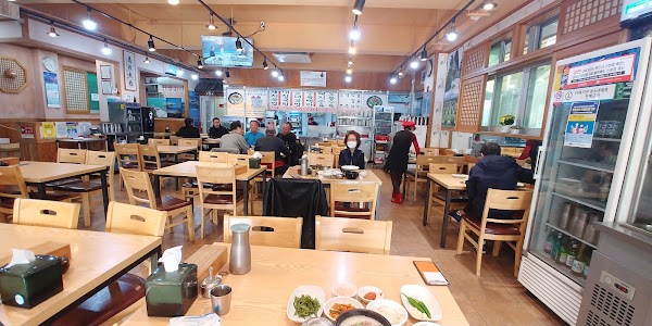 Ssangdungi (Twins) Dwaeji-gukbap Headstore
