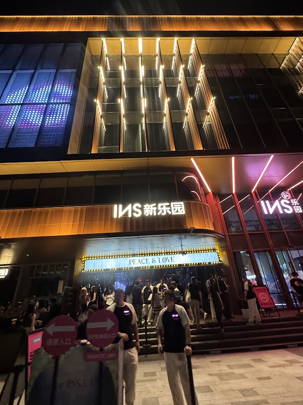 🇨🇳China 13