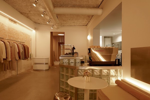 Silk Marseille - Coffee Shop & Vintage Clothes