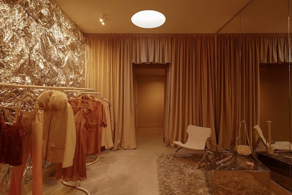 Silk Marseille - Coffee Shop & Vintage Clothes 3