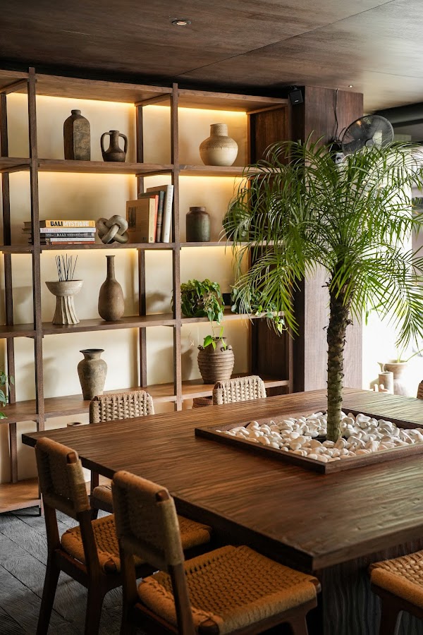 Ivy Cafe