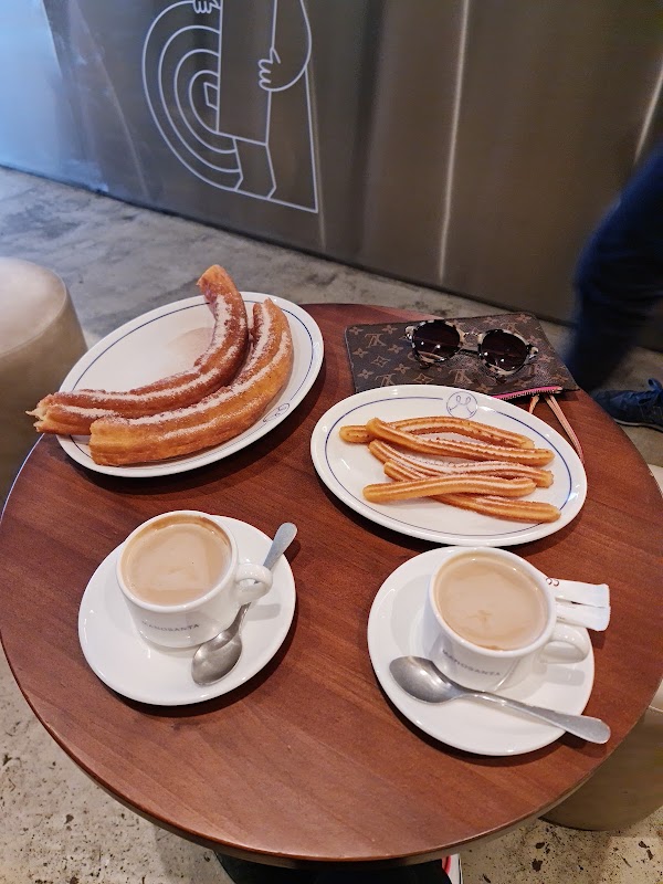 Cafetería, Chocolatería, Churrería Manosanta 5