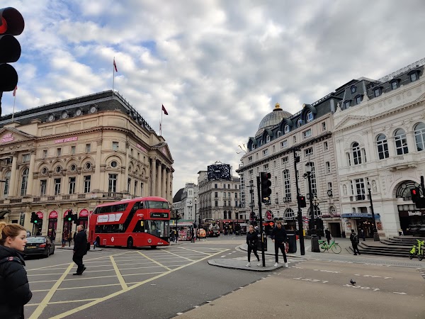 Piccadilly Circus 3