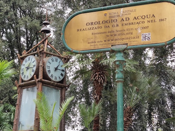 Orologio ad acqua del Pincio 4