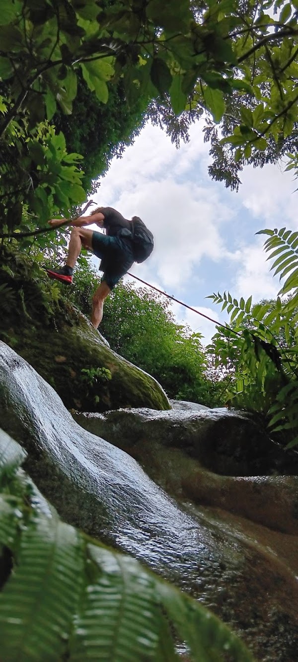Sticky waterfall pickup point