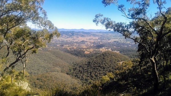 Hanging Rock 5