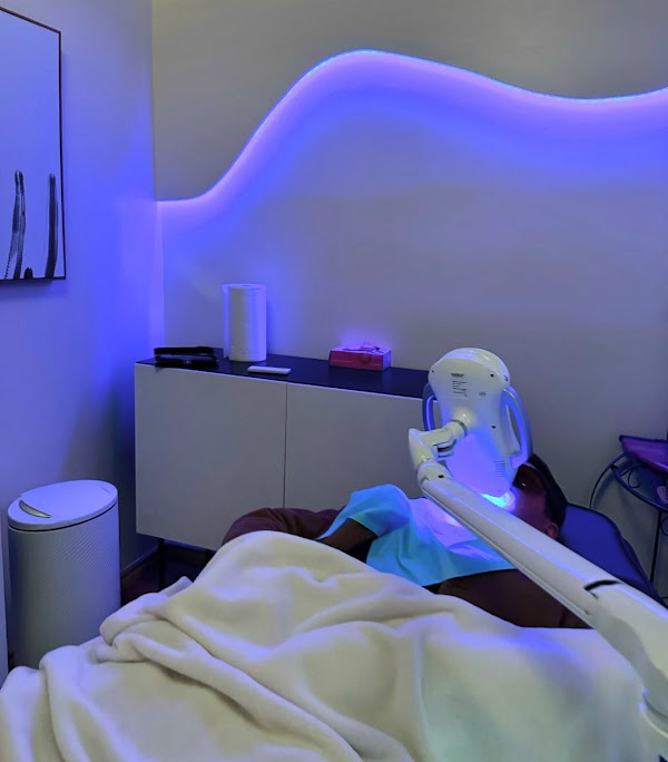 Tropical Beaches Tanning Studio 1