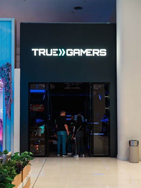 TRUE GAMERS E-Sports Gaming Cafe | Dubai Mall Branch 1
