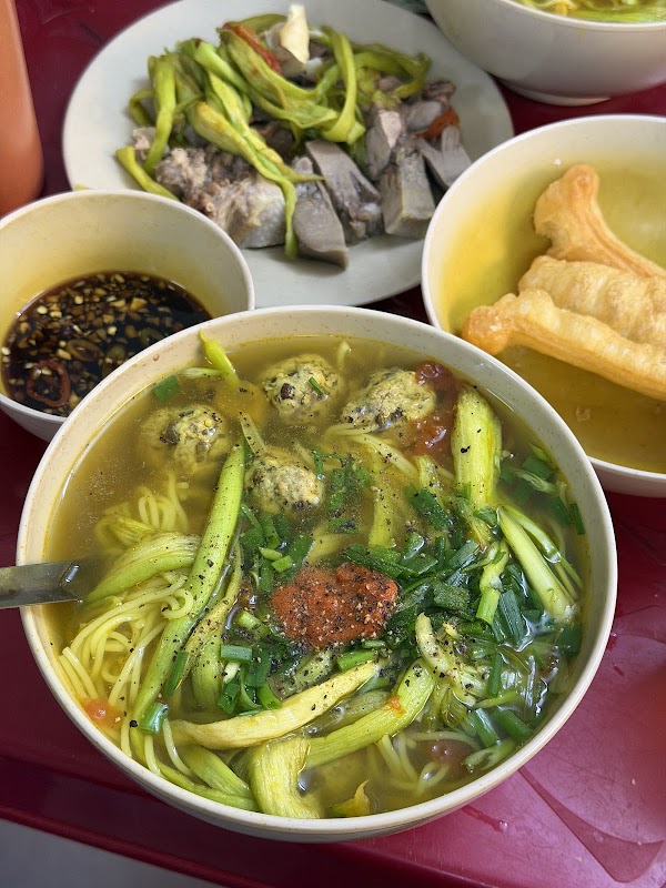 Cô Thảo Bún Dọc Mùng