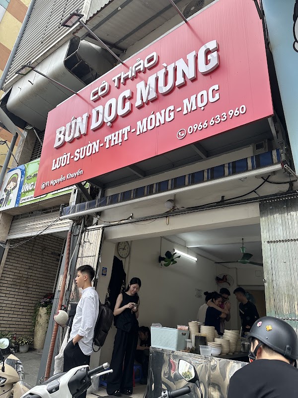 Cô Thảo Bún Dọc Mùng 5