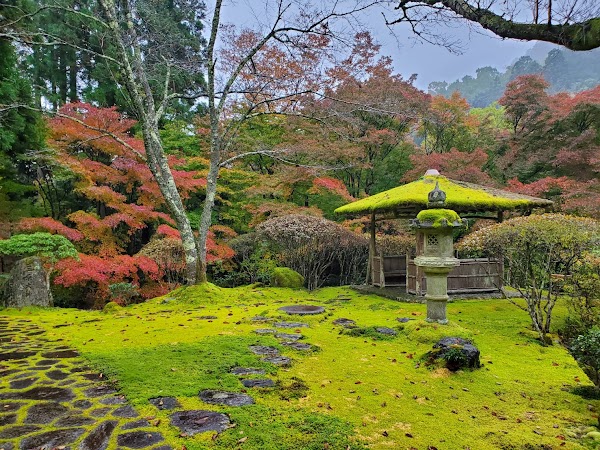 Hakuryū-en Garden