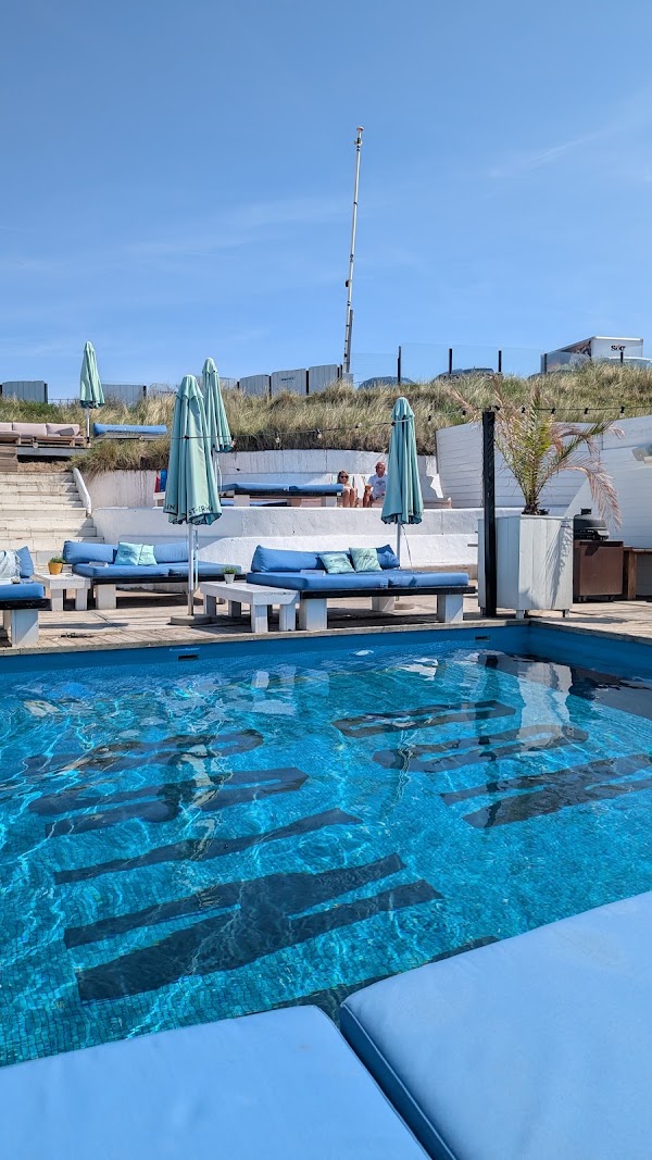 Bernie's Beach Club 3