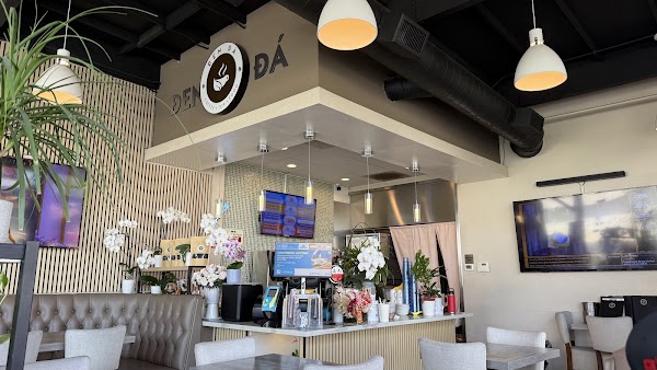 Den Da Coffee & Tea Restaurant 1